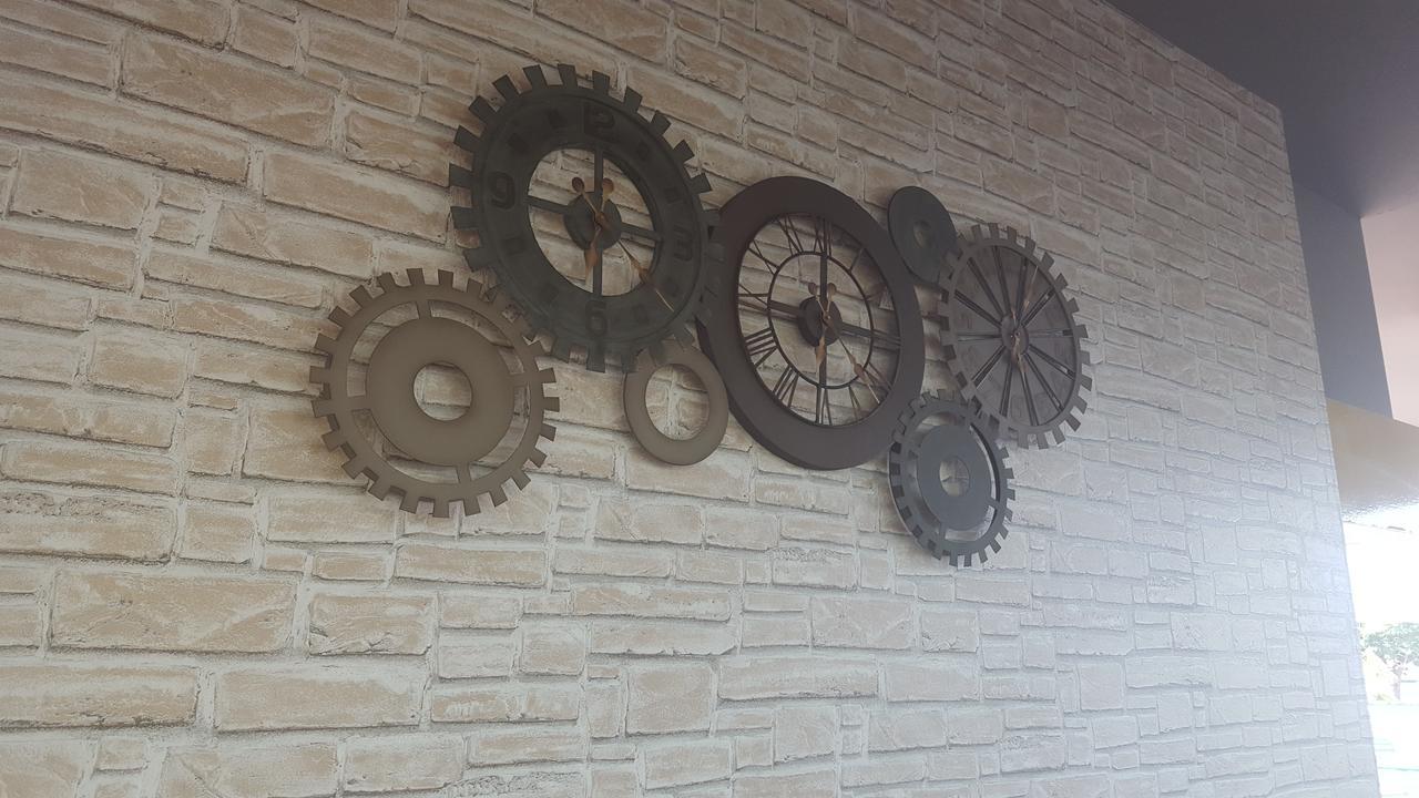 Lake Garda Beach Hostel Padenghe sul Garda Exteriör bild